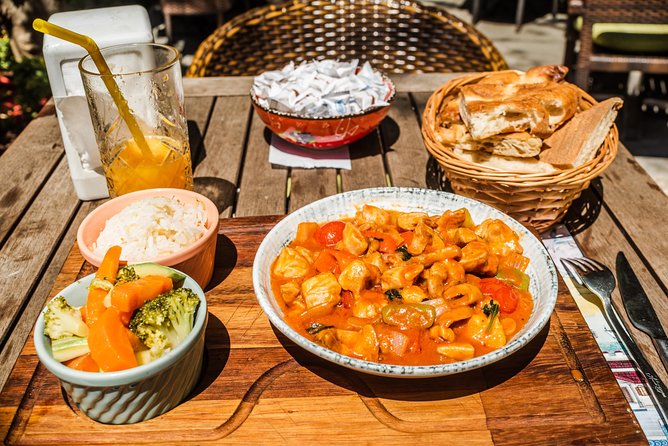 Istanbul Private Food Tours with a Local: 100% Personalized - The hosts can shape the experience