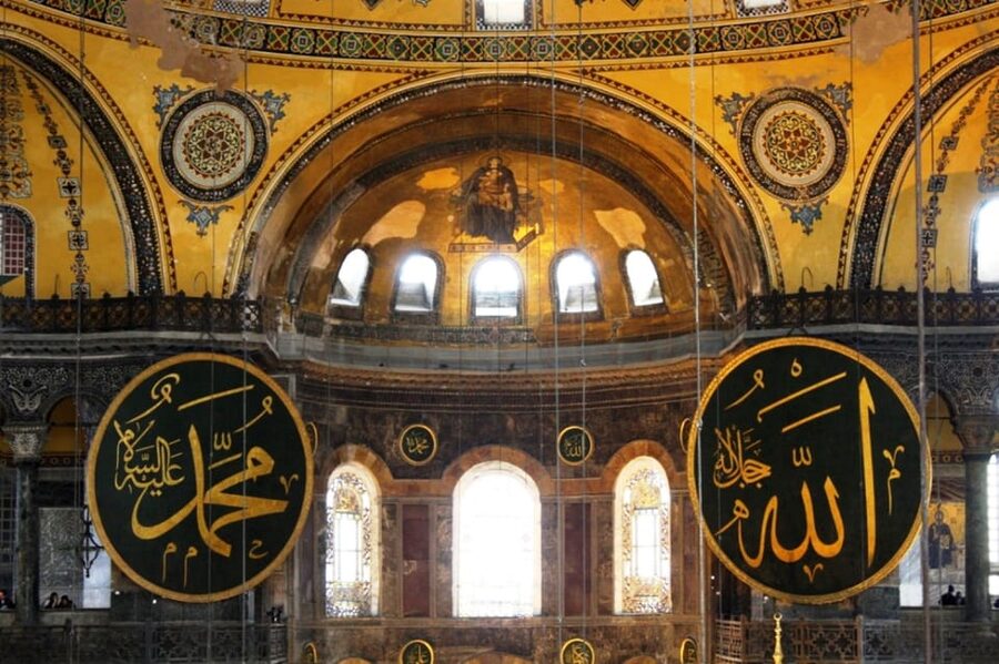 Istanbul:Private Layover Tour from Istanbul Airports&Hotels - Grand Bazaar and Spice Bazaar: Shopping With a Clock Running