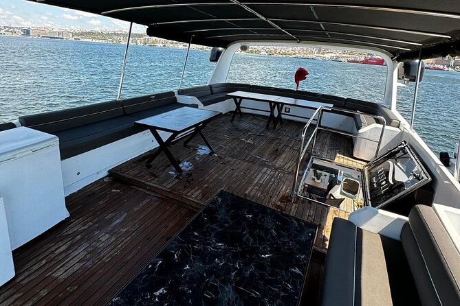 Istanbul Private Luxury Yacht on Bosphorus 25 Meter 82 Feet - Dolmabahçe Palace from the water