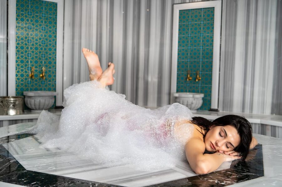 Istanbul: Public, Private or VIP Hammam & Spa in Old City - The kese scrub and foam wash