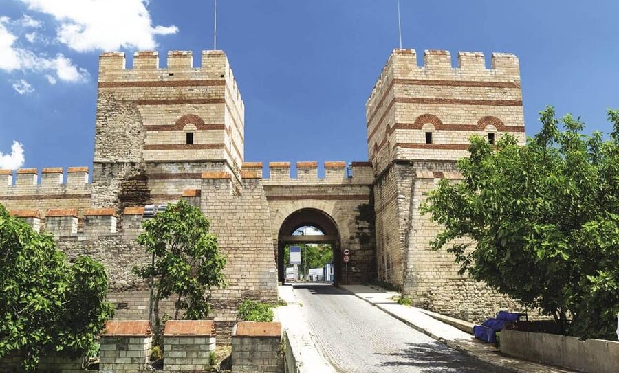 Istanbul Revealed: Historic Pathways and Bosphorus Serenity - Chora Church and its Byzantine mosaics