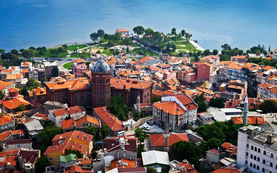 Istanbul Revealed: Historic Pathways and Bosphorus Serenity - Who should book this Istanbul experience?