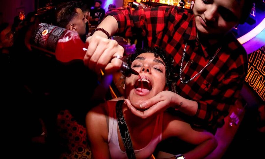 Istanbul: Rooftop Pub Crawl with Party Bus - Three rooftop clubs with different moods