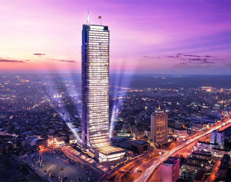 Istanbul: Sapphire Observation Deck Entrance - The SkyRide 4D helicopter simulation