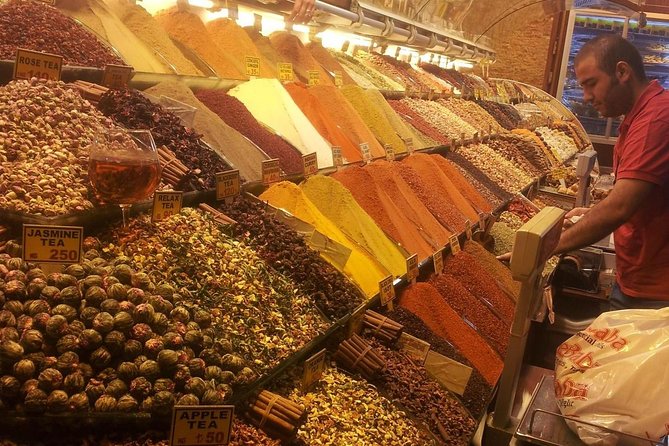 Istanbul Shore Excursion: Small-Group Bosphorus Cruise and Istanbul Egyptian Bazaar - Meeting your guide at Galataport