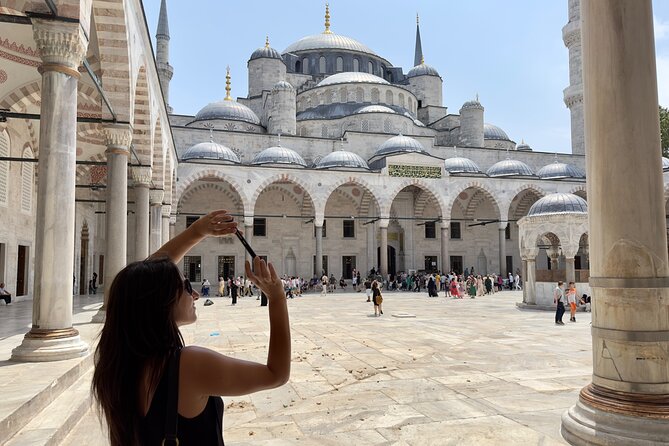 Istanbul Small-Group City and Secret Streets Tour with Guide - The Basilica Cistern: a quick look below ground
