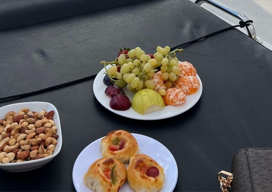 Istanbul: Small-Group Luxury Yacht Sunset Cruise w/ Snacks - Ortaköy and the first bridge crossing