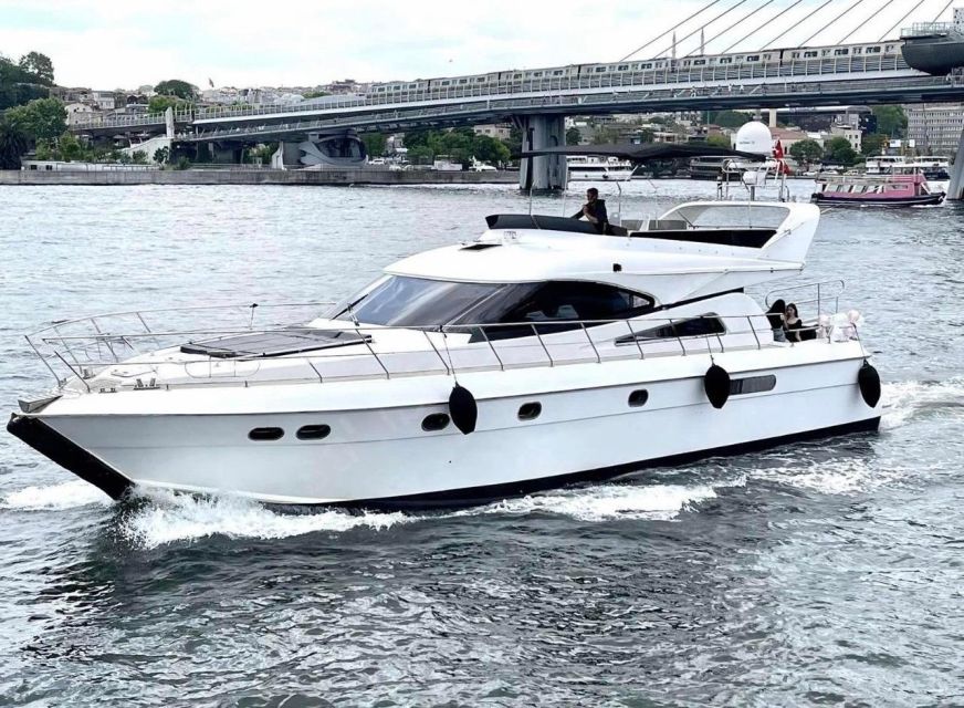 Istanbul: Small-Group Luxury Yacht Sunset Cruise w/ Snacks - Bebek and Beylerbeyi on the Asian shore