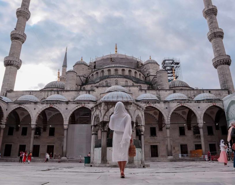 Istanbul-St Sophia,Blue Mosque,Hippodrome Guided Tour - A useful first look at Istanbul’s imperial center