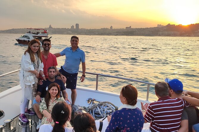 Istanbul Sunset Cruise on Luxury Yacht - Guided Group Cruise - Rumeli Fortress at the Narrowest Point