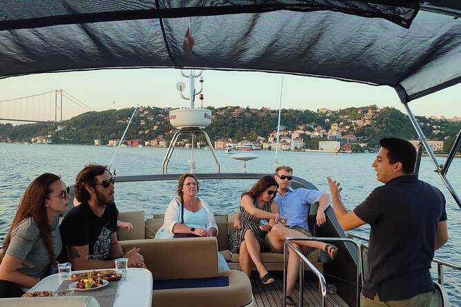 Istanbul Sunset Cruise on Luxury Yacht - Guided Group Cruise - Anadolu Hisarı, Kuleli, and Beylerbeyi Palace