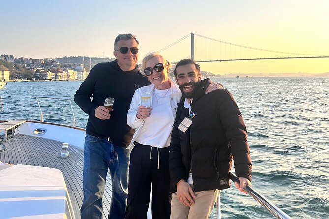 Istanbul Sunset Yacht Cruise on the Bosphorus with Transfers - The Maiden’s Tower and the return view