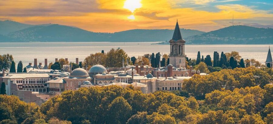 Istanbul: Topkapi Palace Skip-the-Line Ticket & Guided Tour - Key points at a glance
