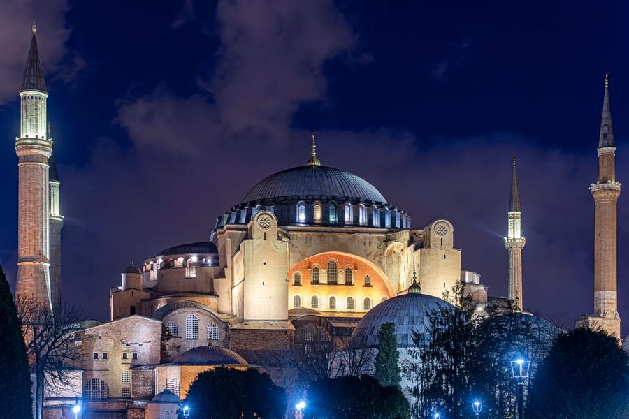 Istanbul: Tour of Hagia Sophia and Blue Mosque By Night - Inside Hagia Sophia: a building with several lives