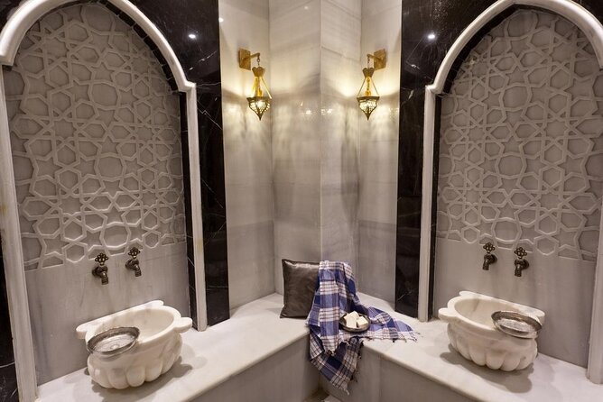 Istanbul Traditional Turkish Bath - What your 90 minutes at Vezneciler Hamamı looks like