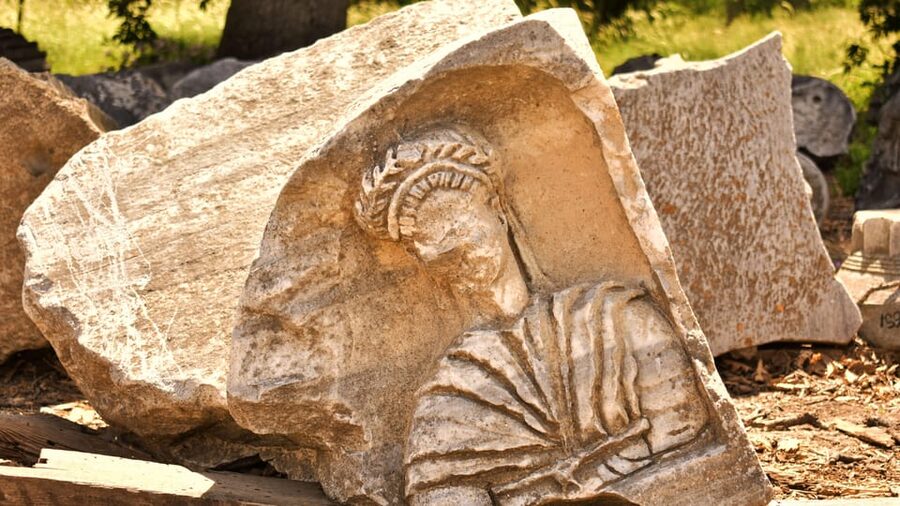 Istanbul: Troy Guided Bus Tour with Ferry Tickets & Lunch - The road south through the Marmara Region