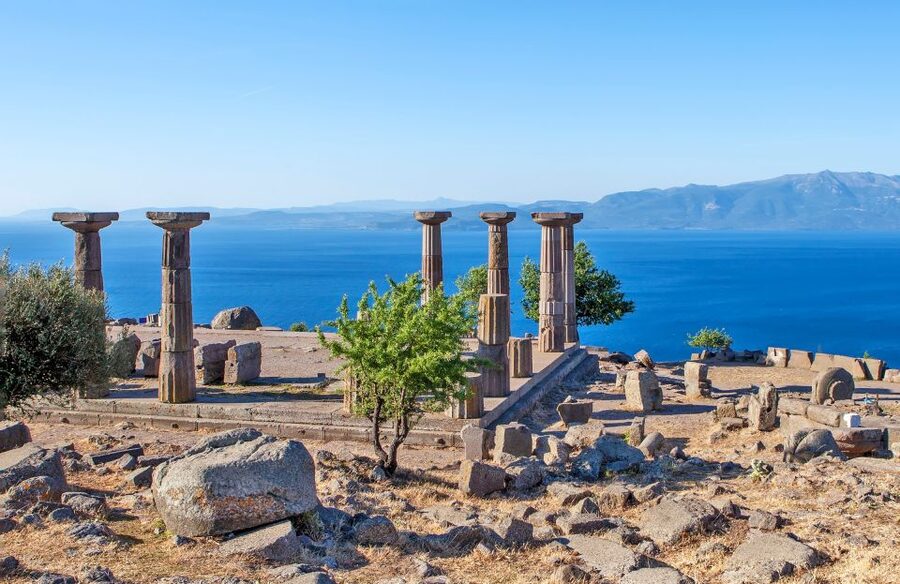 Istanbul: Troy Guided Bus Tour with Ferry Tickets & Lunch - The Troy entrance fee and what your $148 covers