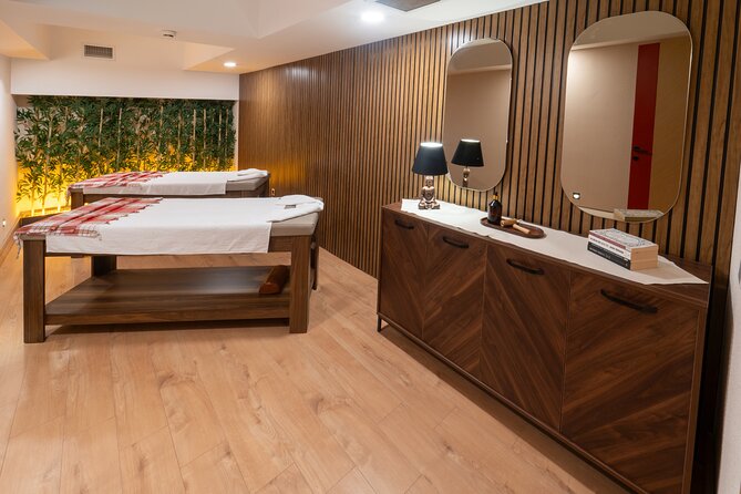 Istanbul Turkish Bath and Massage in Old City with Private Option - Private hammam or standard treatment?