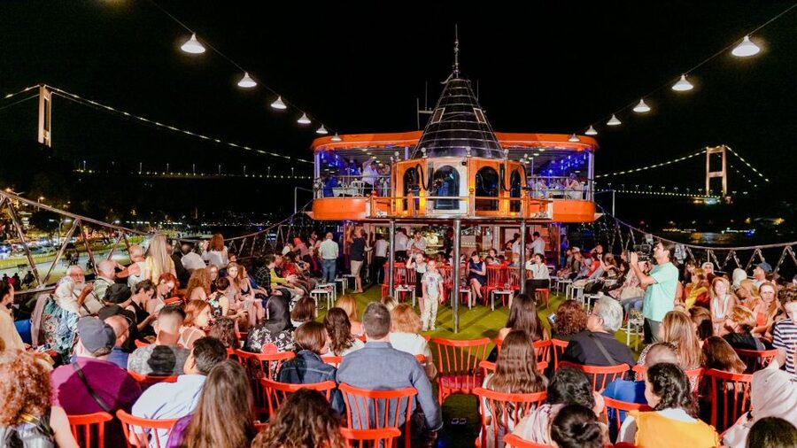 Istanbul: Turkish Night on the Bosphorus Dinner Cruise - Why the Bosphorus makes this dinner different