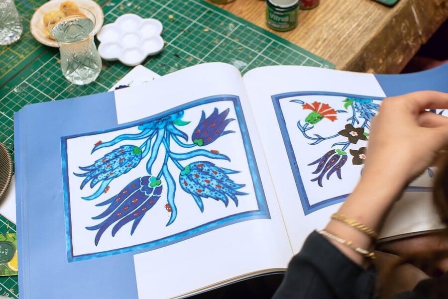 Istanbul: Turkish Tile Painting & Ceramic Workshop w/ Snacks - The location warning: Sirkeci meeting point or Asian side studio?