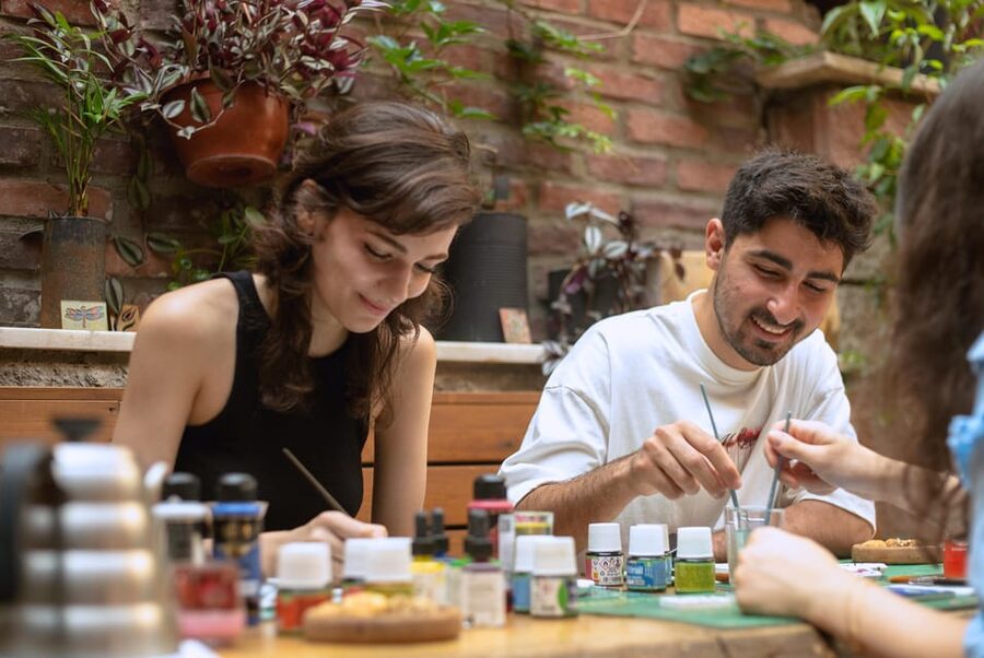 Istanbul: Turkish Tile Painting & Ceramic Workshop w/ Snacks - Choosing your design and starting the plate