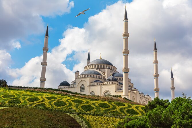 Istanbul Two Continents Tour By Bus And Bosphorus Cruise - The two-hour Bosphorus cruise