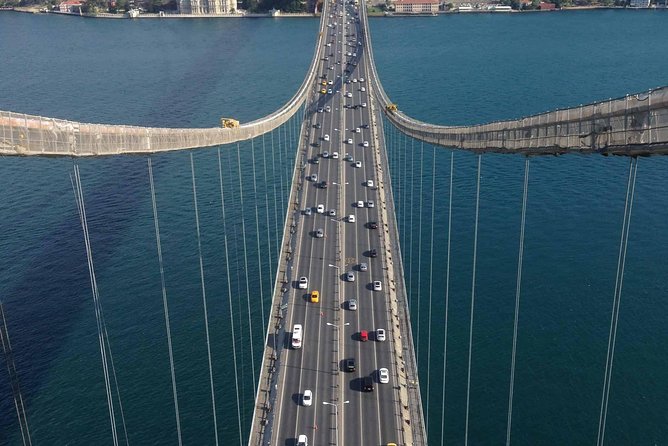 Istanbul Two Continents Tour with Lunch and Bosphorus Cruise - Key points at a glance