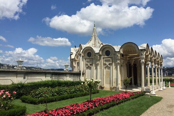 Istanbul Two Continents Tour with Lunch and Bosphorus Cruise - Beylerbeyi Palace brings you into Ottoman summer life