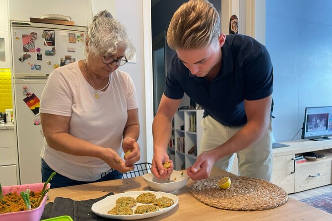 Istanbul Vegan/Vegeterian Cooking Class with Locals at Home - Making vegan kokoreç without the meat