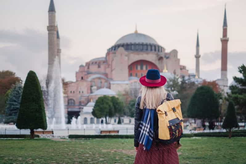 Istanbul Walking Tour: Mosques, Palace, Cistern with Lunch - Lunch near the mosques