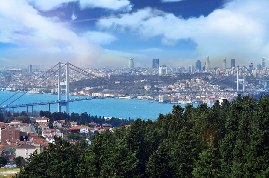 Istanbul Welcome Tour: Private Tour with a Local - The human side of the experience