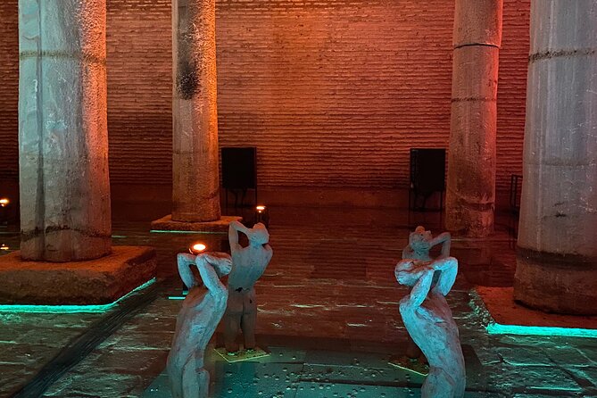 IstanbulBasilicaCistern/fastEntranceEnglish/Spanish (not tickets) - What you will see inside the chamber
