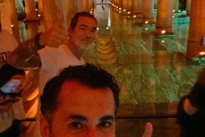 IstanbulBasilicaCistern/fastEntranceEnglish/Spanish (not tickets) - The included Turkish rug presentation