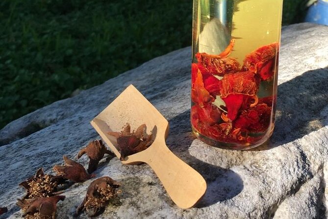 Little Hagia Sophia / Aromatherapy Workshop / Breakfast (include) - The aromatherapy lesson focuses on plant extracts