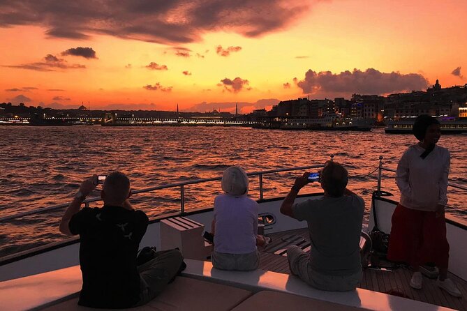 Luxury Sunset Yacht Cruise on the Bosphorus – Refresh & Relax - Kanlıca and Beylerbeyi on the Asian side