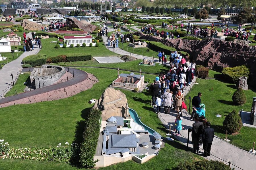Miniaturk Entry Ticket & Digital Audio Guide App - Rules that shape the visit