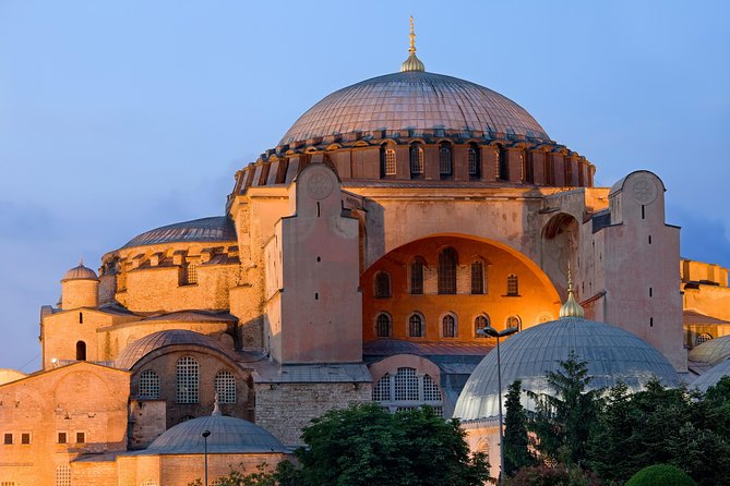 Morning Istanbul: Half-Day Tour with Blue Mosque, Hagia Sophia, Hippodrome and Grand Bazaar - Hippodrome: The Political Heart of Constantinople