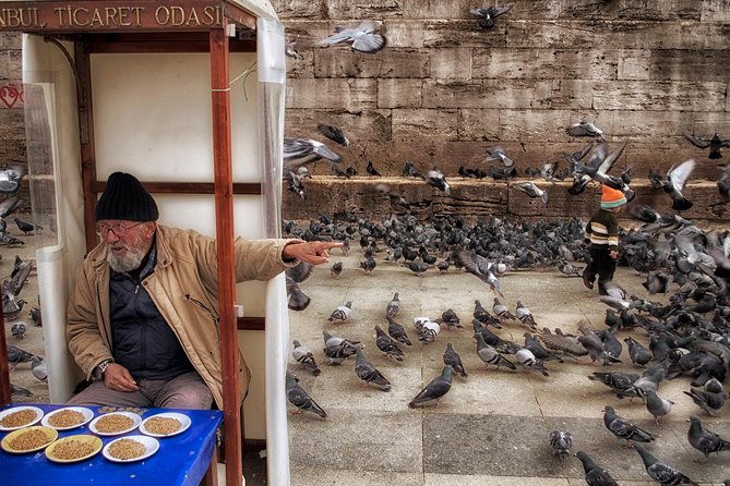 Must See in Istanbul: Private Full-Day Experience & Local Lunch - Topkapı Palace and the Bosphorus outlook
