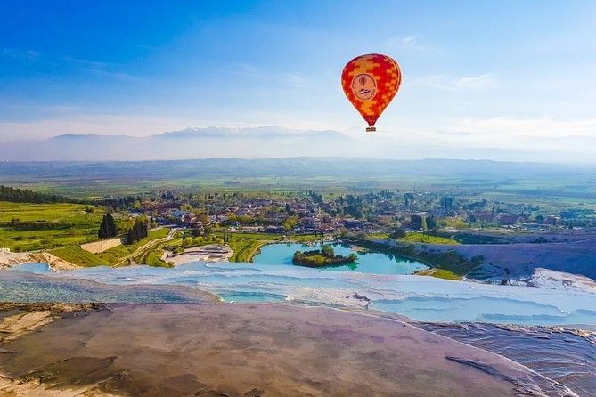Pamukkale Day Tour From Istanbul /w flight - Walking barefoot across Pamukkale’s white terraces