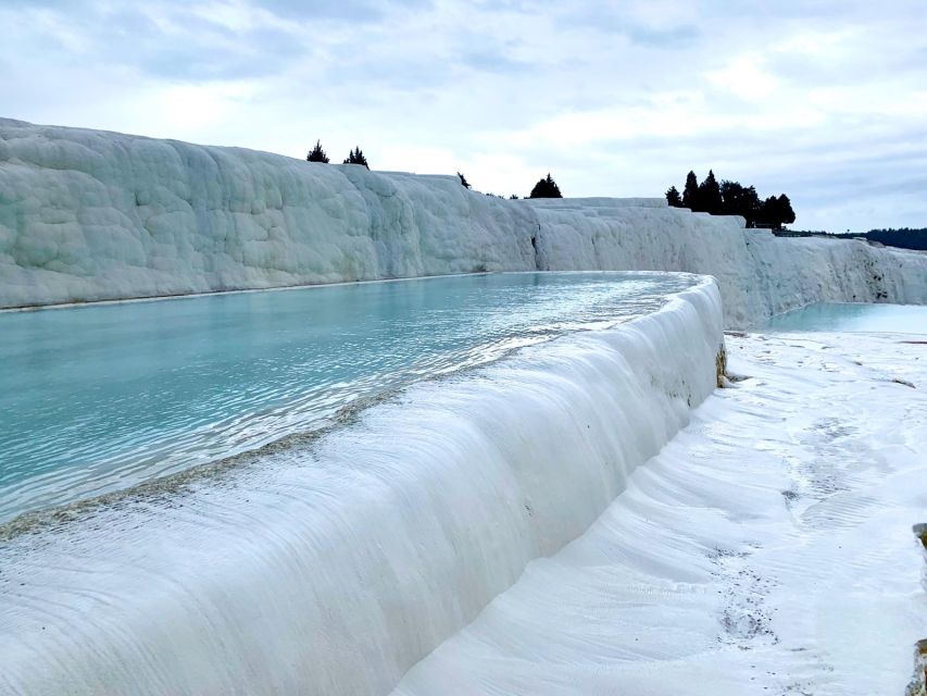 Pamukkale Day Tour With Flights and Transfers from Istanbul - What the $443 price really covers