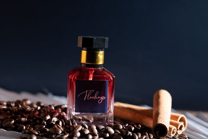 Perfume Workshop in Istanbul - Step one: choosing the bottle