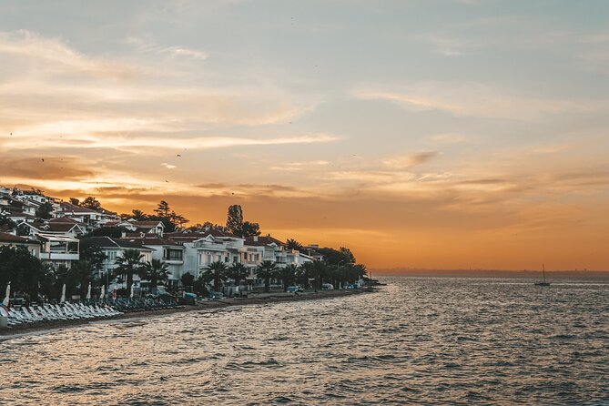 Princes' Islands Cruise with Lunch and Transfer Full-Day Tour - Kınalıada: a short first taste of island life