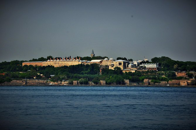Private 5-6h: Topkapi + Hagia Sophia + Blue Mosque + Grand Bazaar - Walking, clothing, and practical demands