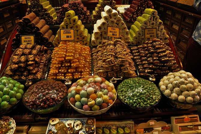 Private and guided Food and Culinary Tour of Istanbul - Kadikoy market food and Turkish comfort dishes