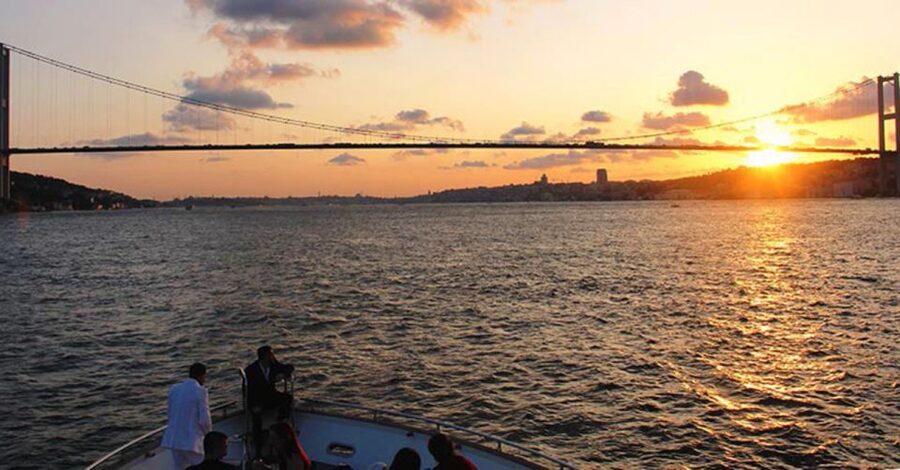 Private Bosphorus Sightseeing Cruise By Luxury Yacht - Why the Bosphorus is the right place to see Istanbul