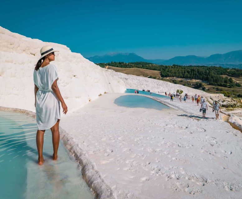 Private Daily Pamukkale Tour from Istanbul by Plane - The early Istanbul pickup and airport transfer