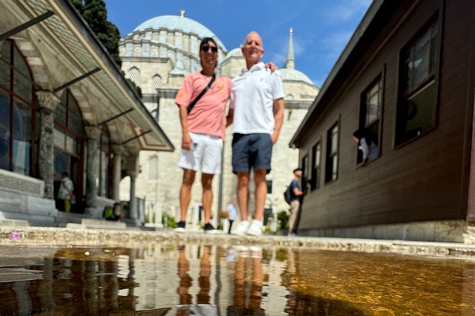 Private Guide in Istanbul in Spanish - Blue Mosque: start with Istanbul’s famous blue tiles