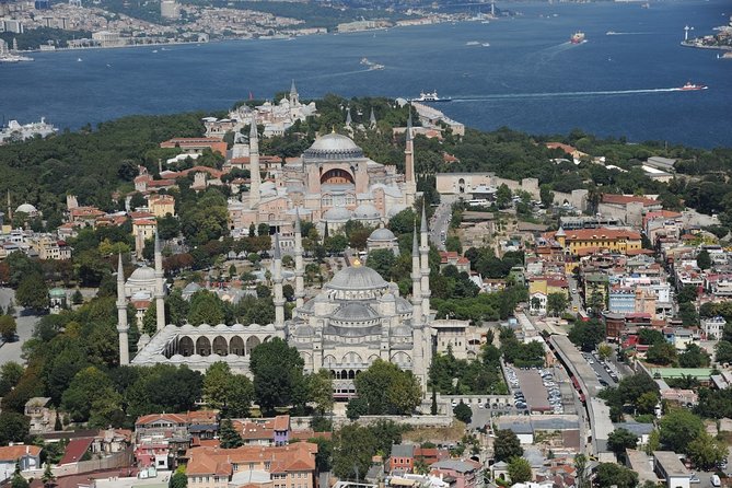 Private Istanbul Airport Transfer to Blue Mosque Sultan Ahmet - Traffic is the one major variable