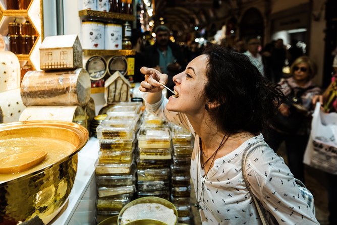 Private Istanbul Day Tour with a Local: Custom Highlights & Gems - Kumkapı and Istanbul’s less polished streets
