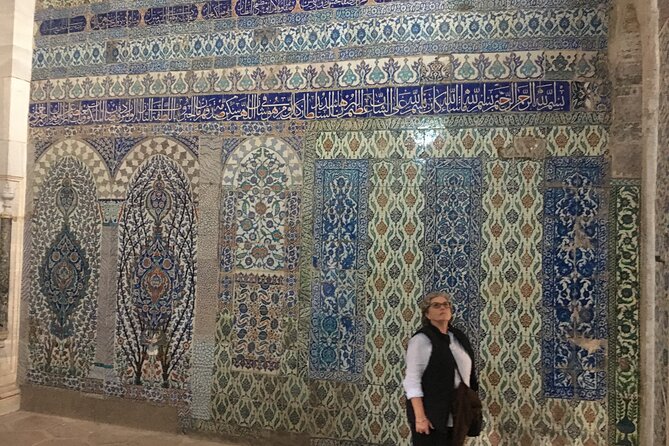 Private Istanbul Old City Walking Tour - Grand Bazaar: finish with shopping time